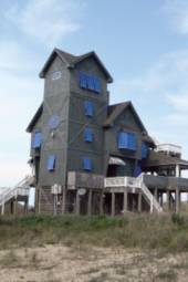 Image of Inn at Rodanthe from Nights in Rodanthe film.