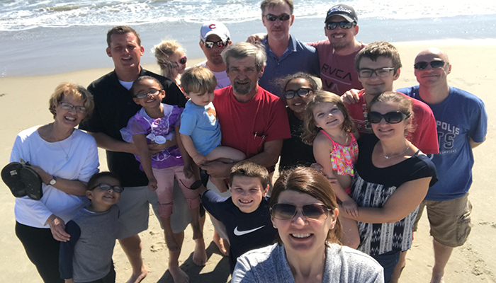 top 10 selfie spots - selfie on the beach