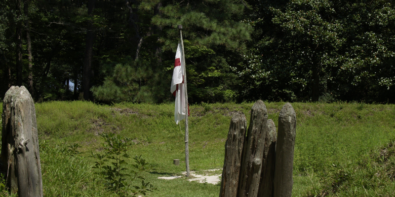 Fort Raleigh English Flag